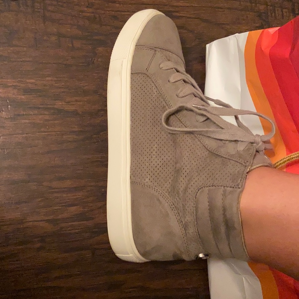 Steve Madden Zip/Lace up shoes size 9